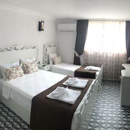 Hotel Cunda Pusula *